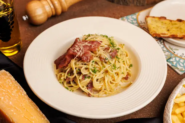 Carbonara pasta at Say Fontina